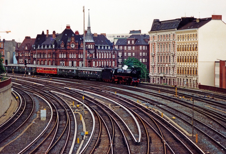 1988-06-09-Hamburg-Hbf-001.jpg