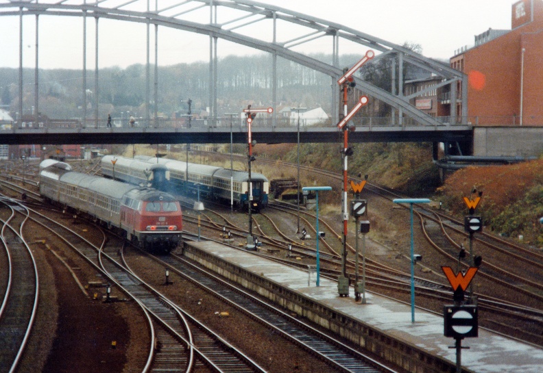 1987-11-00-Kiel-Hbf-001
