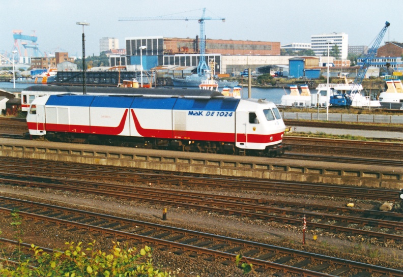 1990-10-00-Kiel-Hbf-001.jpg
