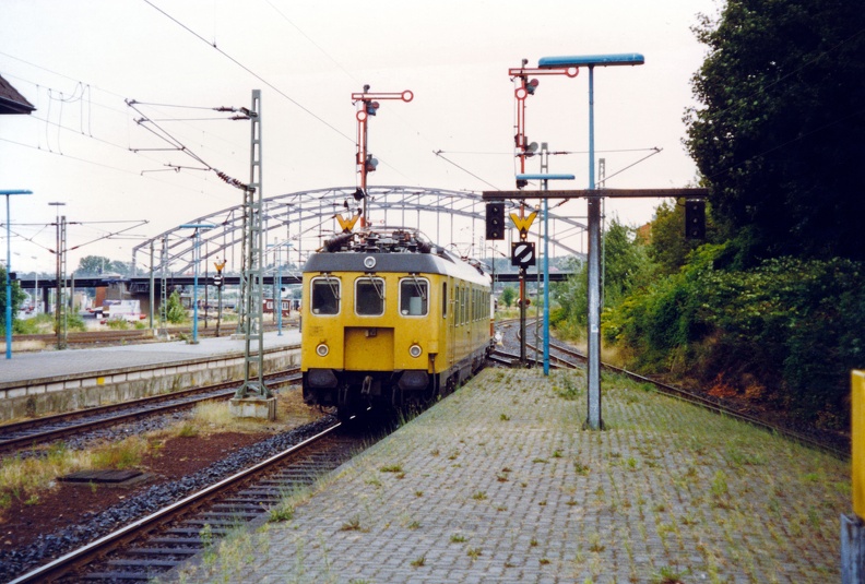 1995-08-25-Kiel-Hbf-005
