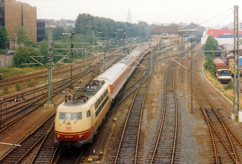 1995-09-24-Kiel-Hbf-004