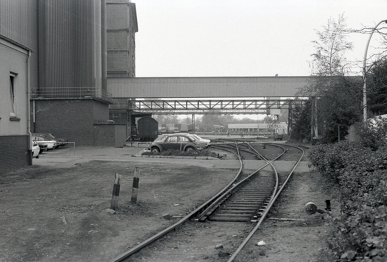 1982-05-00-Elmshorn-Hafenbahn-501