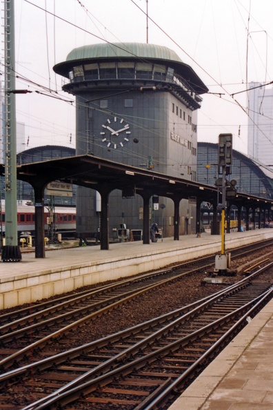 1992-04-00-Frankfurt-001